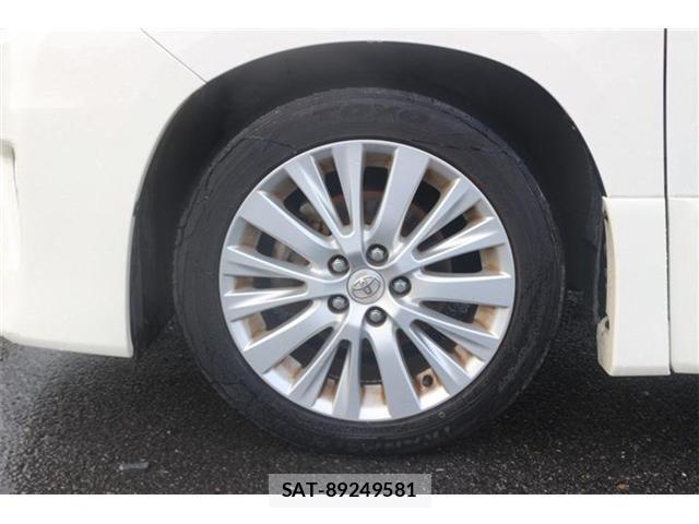 Toyota ALPHARD 2012-05 8379709-18