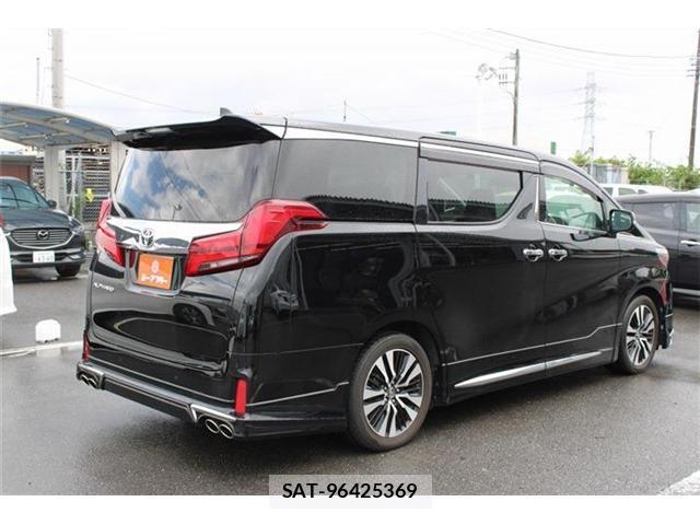 Toyota ALPHARD 2018-02 8379714-13