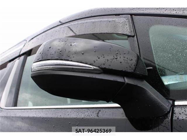 Toyota ALPHARD 2018-02 8379714-15