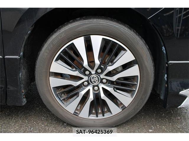 Toyota ALPHARD 2018-02 8379714-17