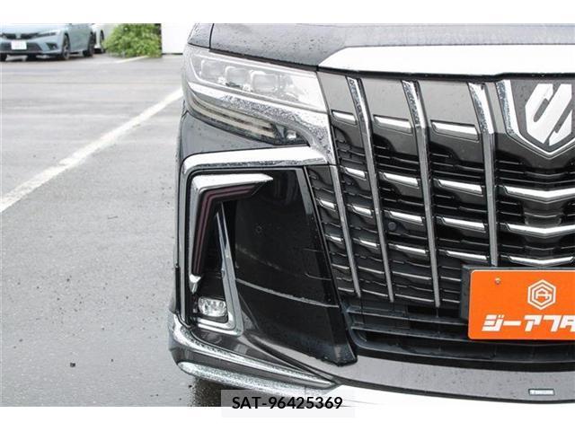 Toyota ALPHARD 2018-02 8379714-3