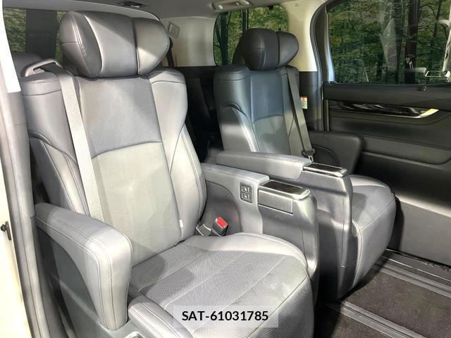 Toyota ALPHARD 2021-07 8379741-7