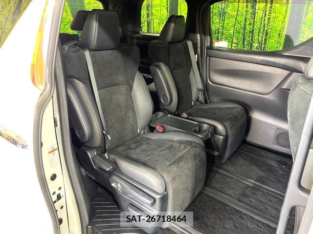 Toyota ALPHARD 2020-11 8379742-8