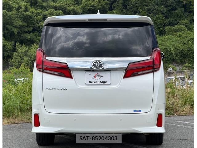 Toyota ALPHARD 2022-10 8379950-19