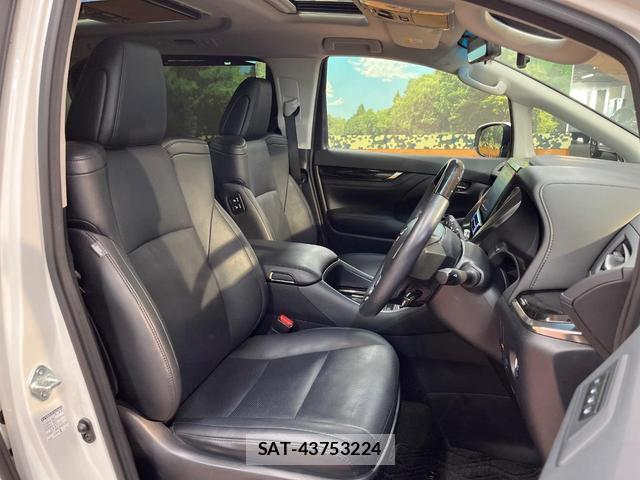 Toyota ALPHARD 2019-03 8379962-7