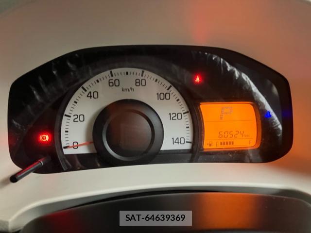 Suzuki ALTO 2015-01 8379606-11