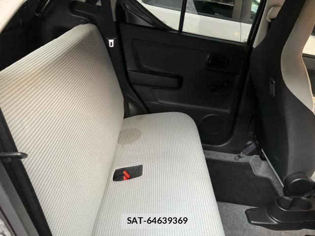 Suzuki ALTO 2015-01 8379606-8