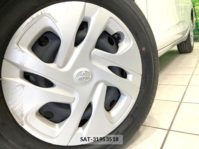 Toyota AQUA 2022-05 8378580-12
