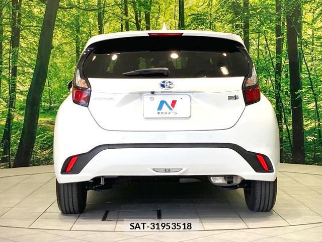 Toyota AQUA 2022-05 8378580-14