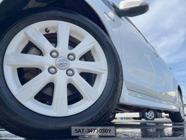 Toyota AQUA 2016-10 8378603-13