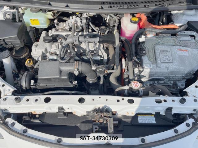 Toyota AQUA 2016-10 8378603-18