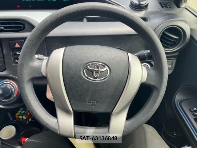 Toyota AQUA 2013-09 8378990-15