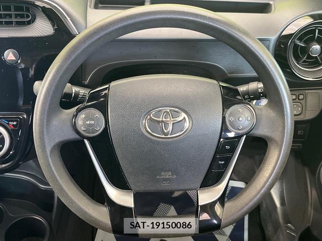 Toyota AQUA 2019-10 8379184-10