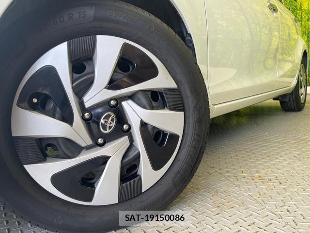 Toyota AQUA 2019-10 8379184-12