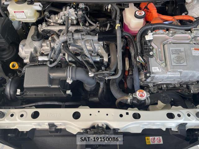 Toyota AQUA 2019-10 8379184-17