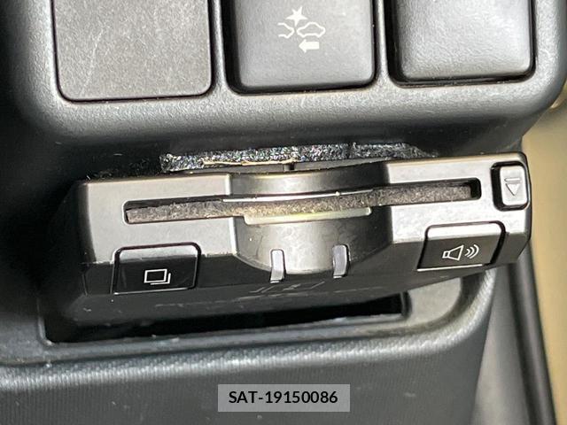 Toyota AQUA 2019-10 8379184-5