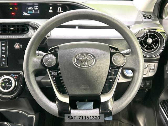 Toyota AQUA 2019-11 8379205-10