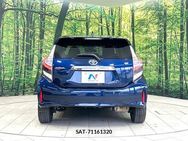 Toyota AQUA 2019-11 8379205-14