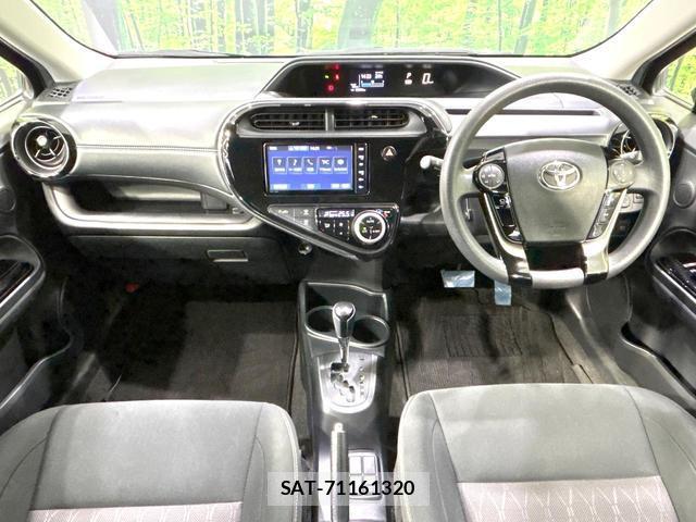 Toyota AQUA 2019-11 8379205-6