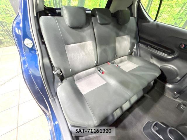 Toyota AQUA 2019-11 8379205-8
