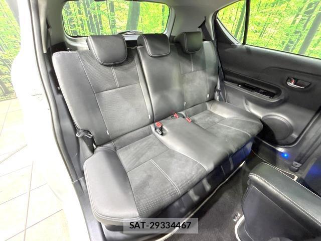 Toyota AQUA 2014-11 8379206-9