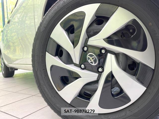 Toyota AQUA 2019-09 8379395-11