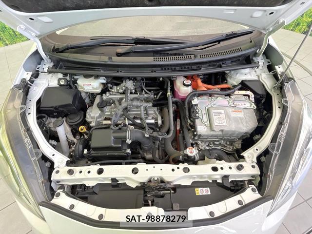 Toyota AQUA 2019-09 8379395-13