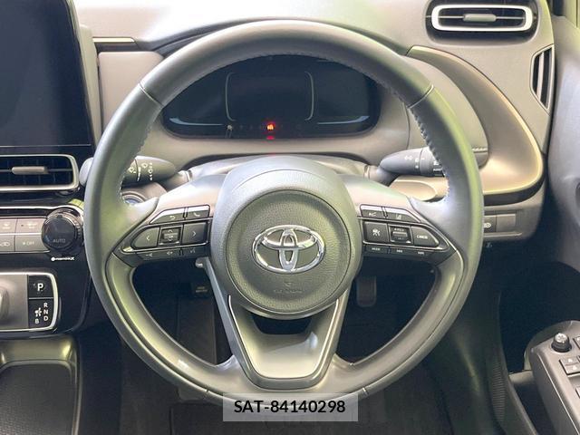 Toyota AQUA 2022-06 8379397-10