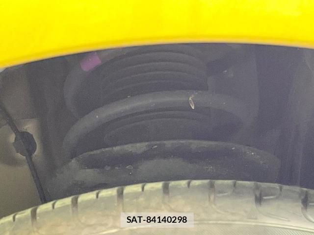 Toyota AQUA 2022-06 8379397-16