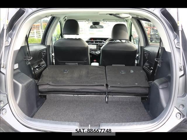 Toyota AQUA 2015-12 8379502-7
