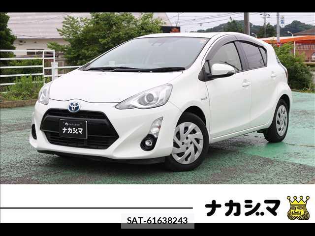 Toyota AQUA 2016-03 8379506-0