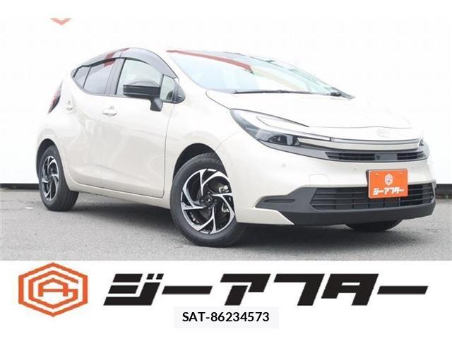 Toyota AQUA 2025-10 8379680-0