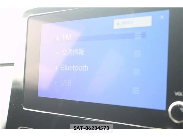 Toyota AQUA 2025-10 8379680-1