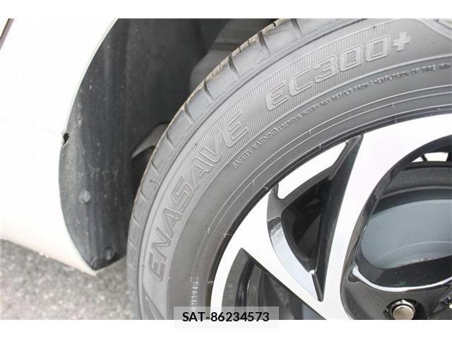 Toyota AQUA 2025-10 8379680-18