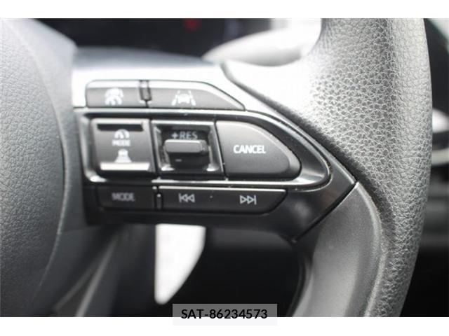 Toyota AQUA 2025-10 8379680-2
