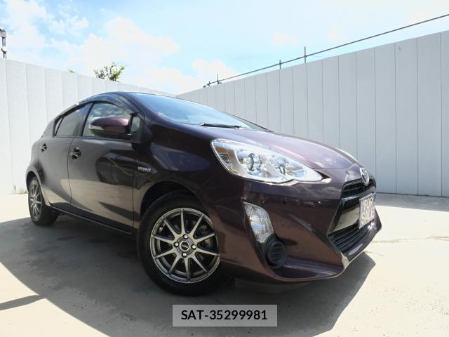 Toyota AQUA 2015-03 8379746-0