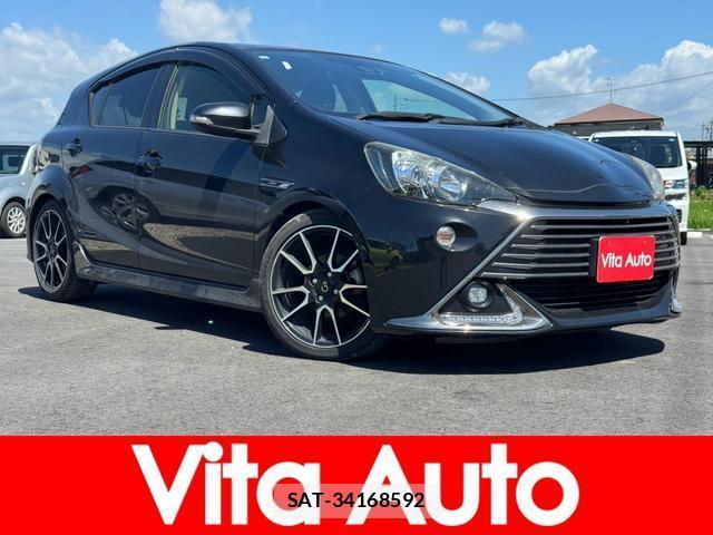 Toyota AQUA 2015-12 8379898-0