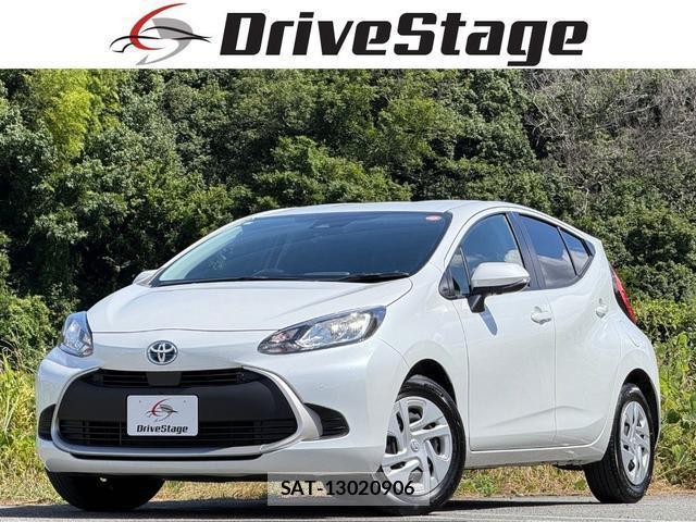 Toyota AQUA 2023-09 8379949-0