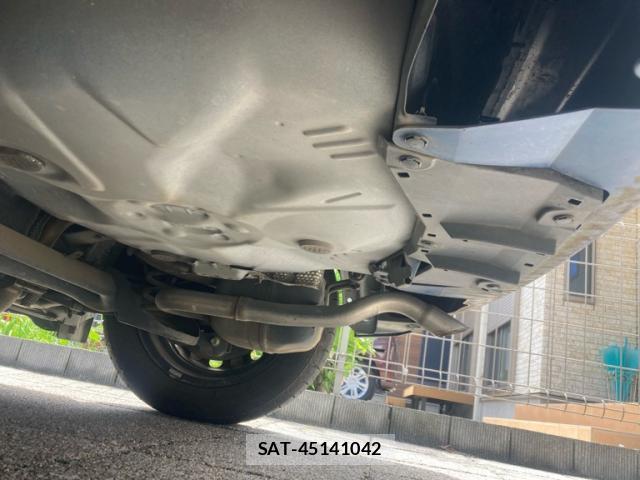 Toyota AQUA 2013-08 8380040-3