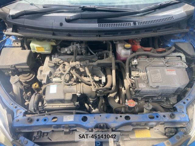 Toyota AQUA 2013-08 8380040-4