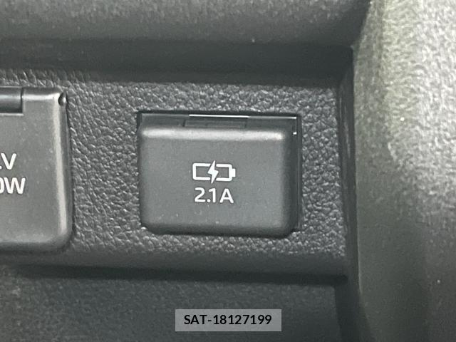 Daihatsu ATRAI 2025-04 8379178-13