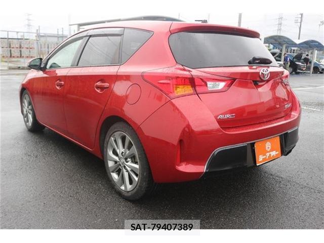 Toyota AURIS 2015-01 8379720-10
