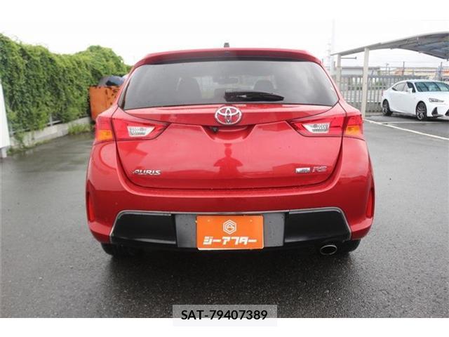 Toyota AURIS 2015-01 8379720-11