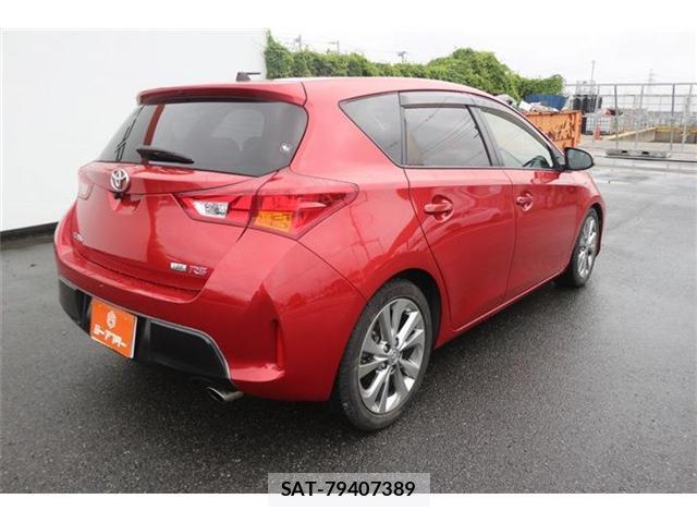 Toyota AURIS 2015-01 8379720-12