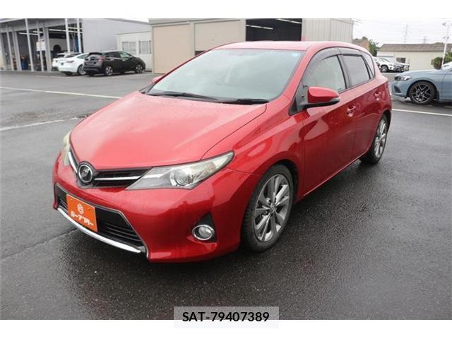 Toyota AURIS 2015-01 8379720-8
