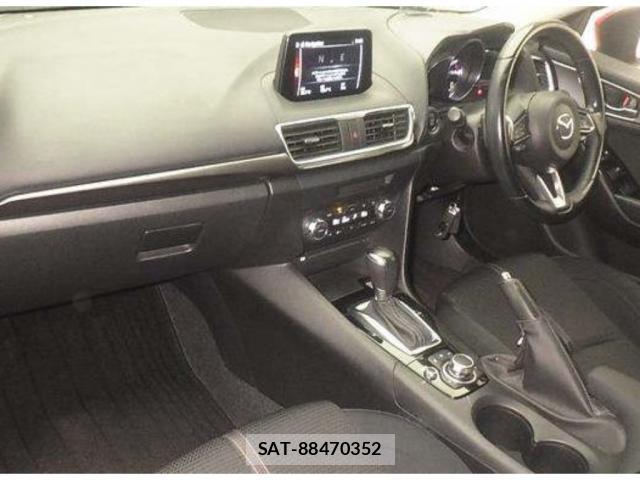 Mazda AXELA SPORT 2017-07 8378846-2