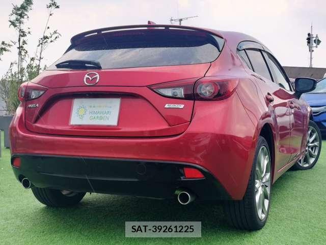 Mazda AXELA SPORT 2014-12 8379219-1