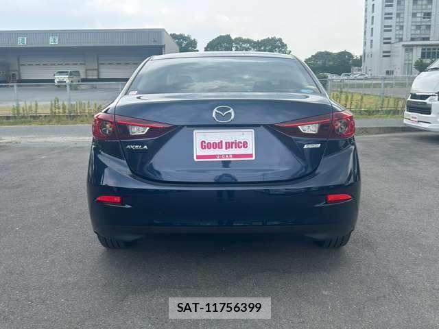 Mazda AXELA 2016-08 8379831-4