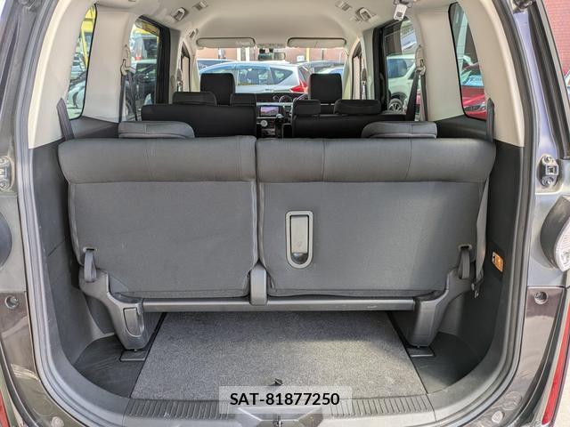 Mazda BIANTE 2015-09 8379407-15