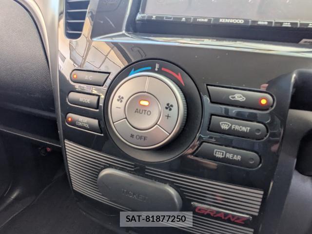 Mazda BIANTE 2015-09 8379407-19